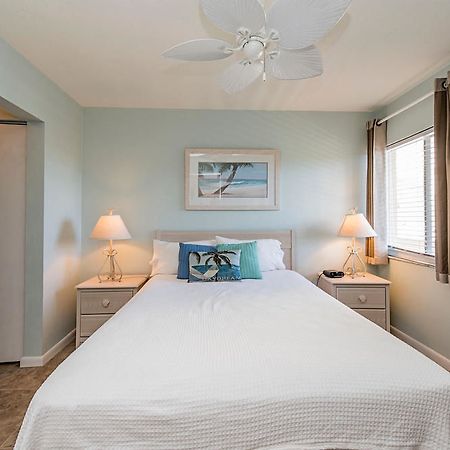 Marco Beach Vacation Suites Caxambas 外观 照片