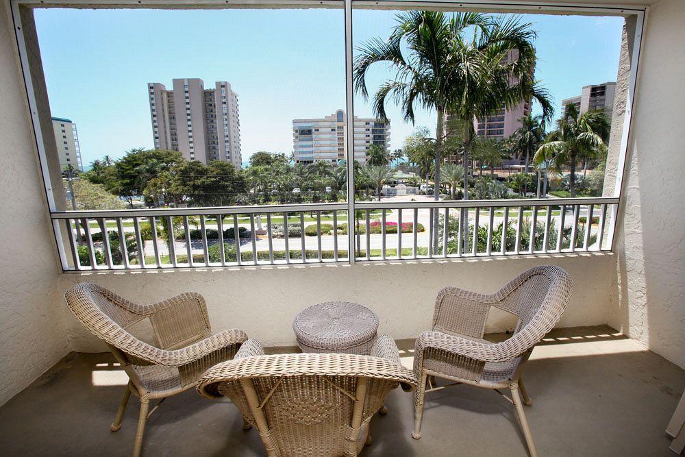 Marco Beach Vacation Suites Caxambas 外观 照片