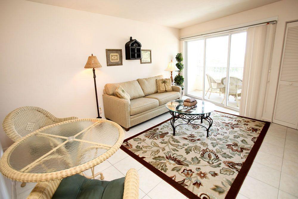 Marco Beach Vacation Suites Caxambas 外观 照片