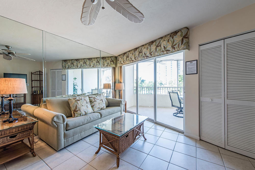 Marco Beach Vacation Suites Caxambas 外观 照片